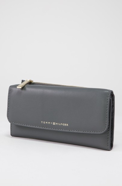 Peňaženka Tommy Hilfiger SMOOTH LEATHER SLIM EW WALLET Peňaženka Tommy Hilfiger SMOOTH LEATHER SLIM EW WALLET