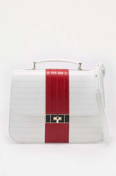 Kabelka - TOMMY HILFIGER CORPORATE LOCK LEATH biela Kabelka - TOMMY HILFIGER CORPORATE LOCK LEATH biela
